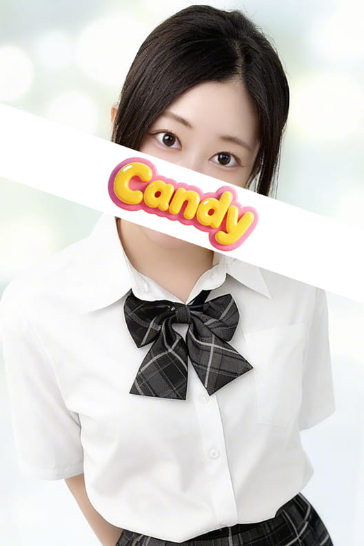 秋山かんな（24）